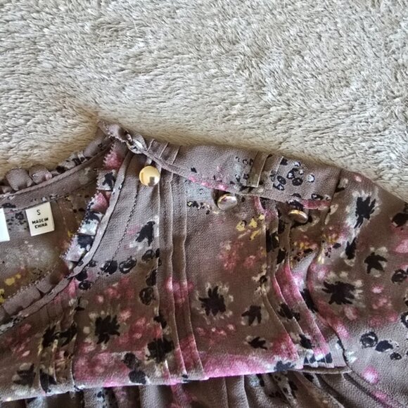 Aritzia Wilfred Lourdes Floral Blouse size small - Picture 9 of 13